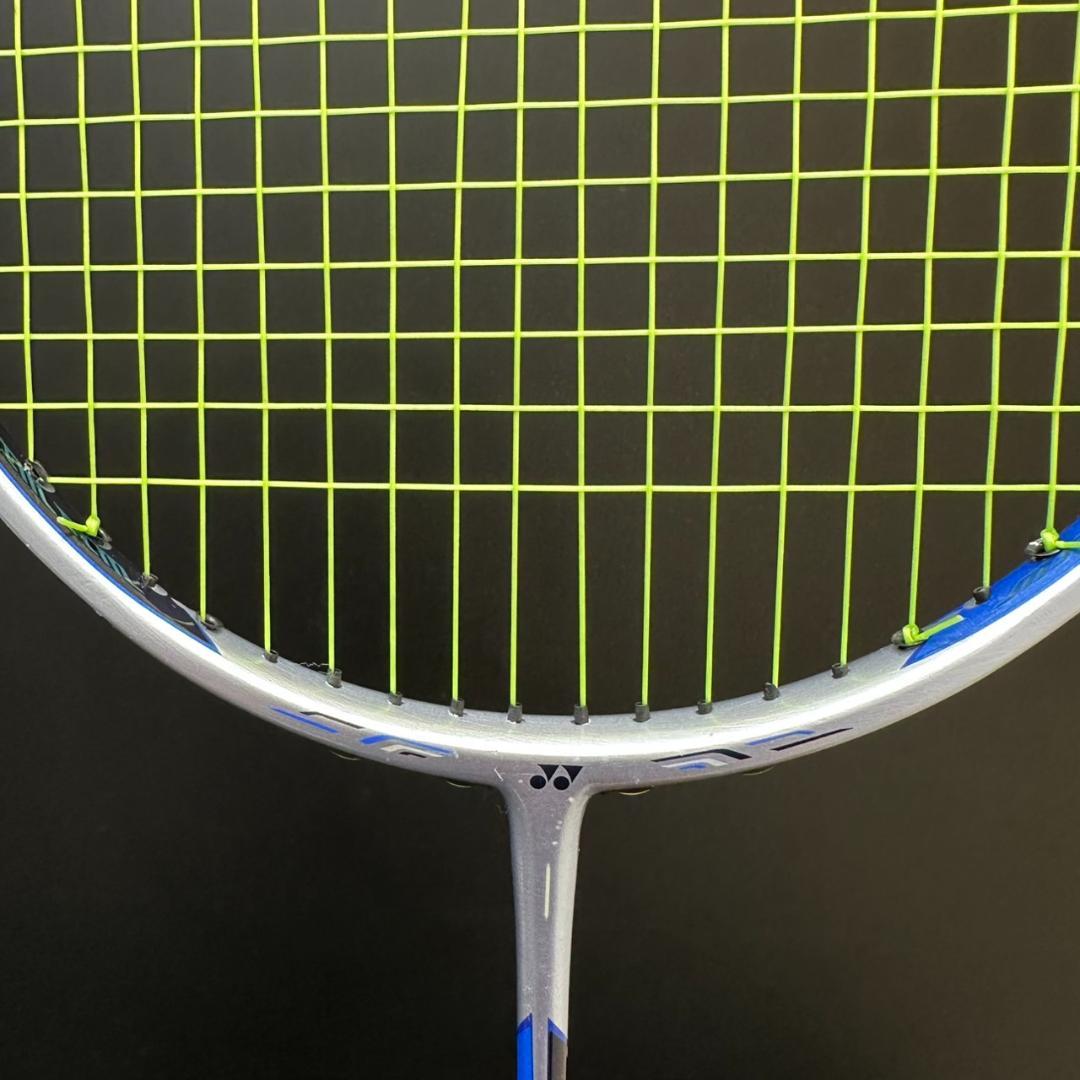 YONEX　ヨネックス　バトミントンラケット　デュオラ１０　MO-49