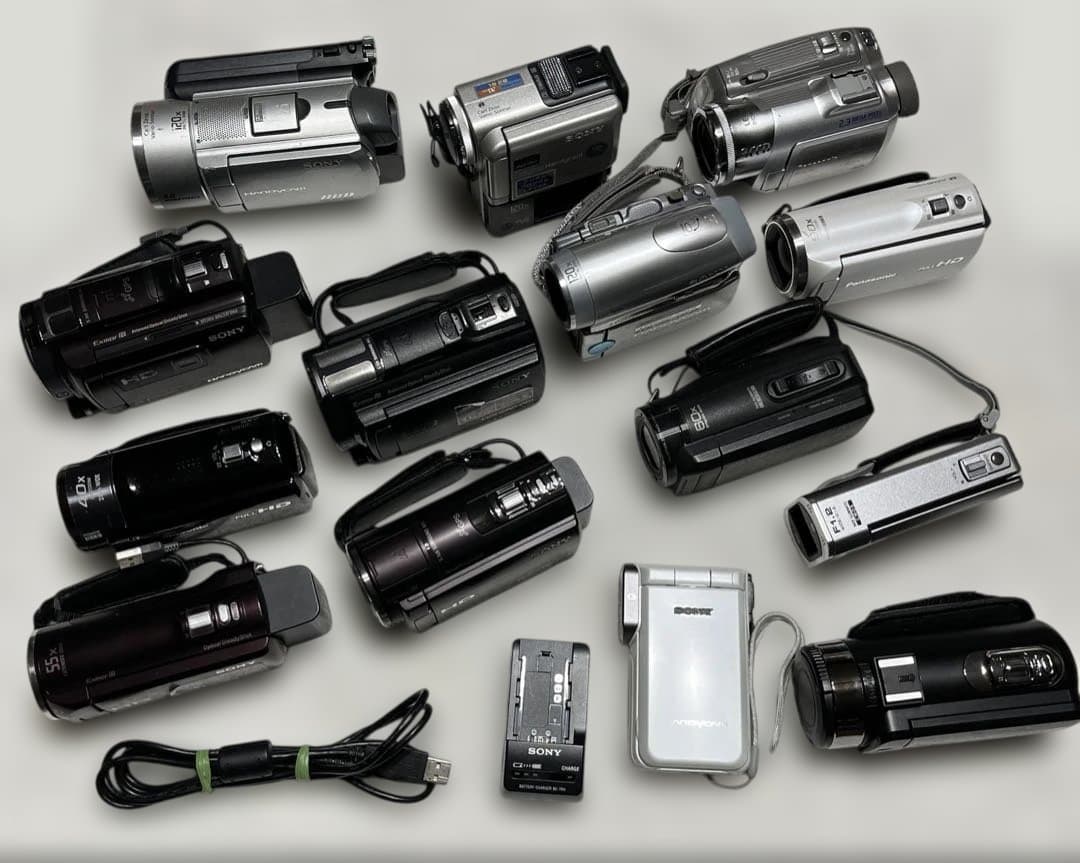 ハンディカメラ　14台まとめ《ジャンク》