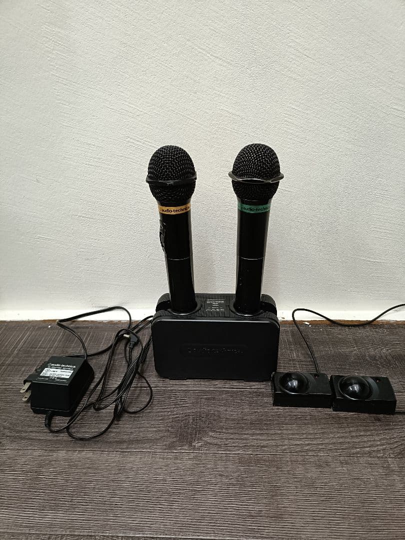 値下げ！オーディオテクニカ ワイヤレスマイク 2本 充電器セット　オマケ受光機