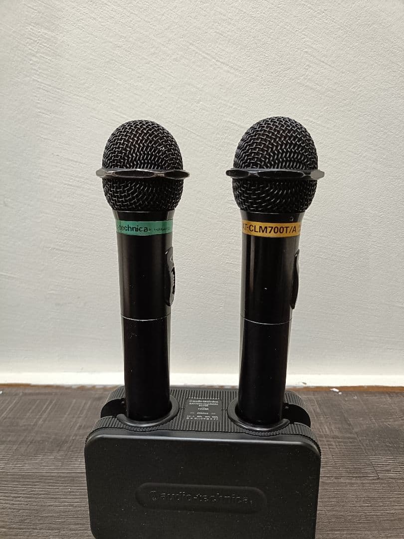 値下げ！オーディオテクニカ ワイヤレスマイク 2本 充電器セット　オマケ受光機