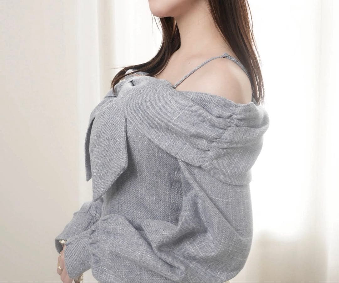 タグ付き】　リボンオフショルロングスリーブトップス　リップサービス