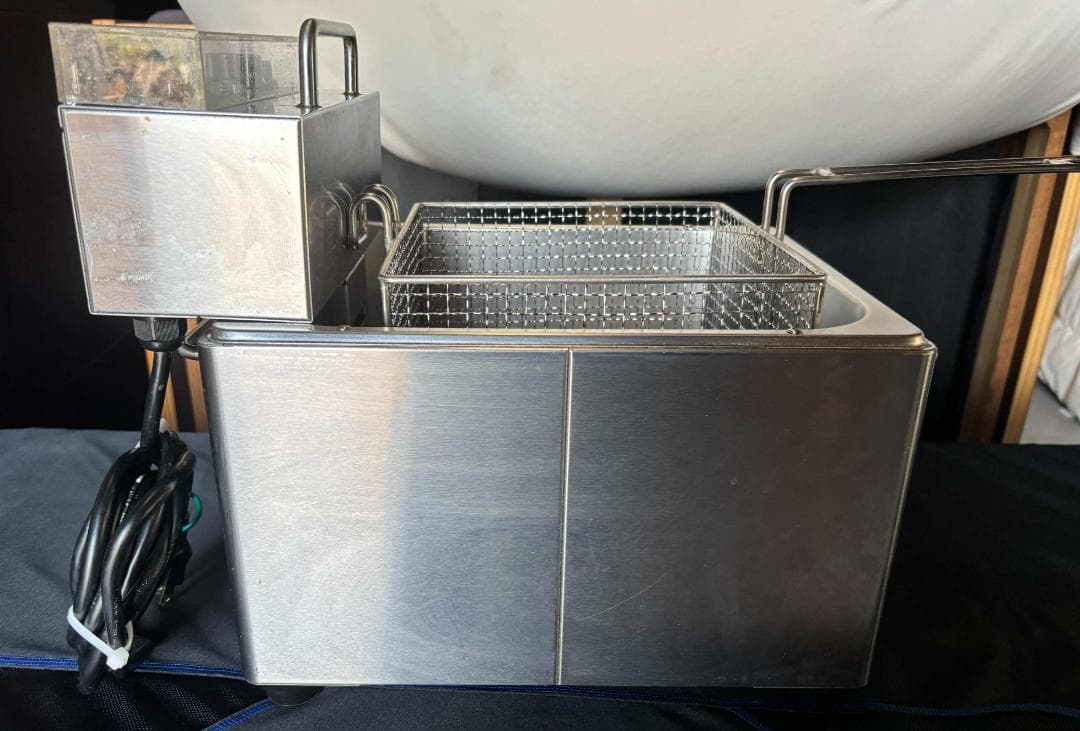 卓上電気フライヤー テンポス 業務用 TBEF-7 Used/美品