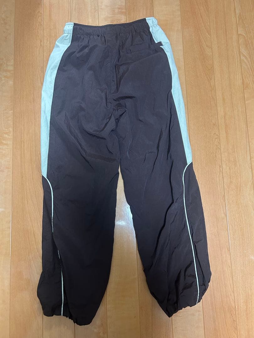 UMBRO ブラウン サイドストライプパンツ