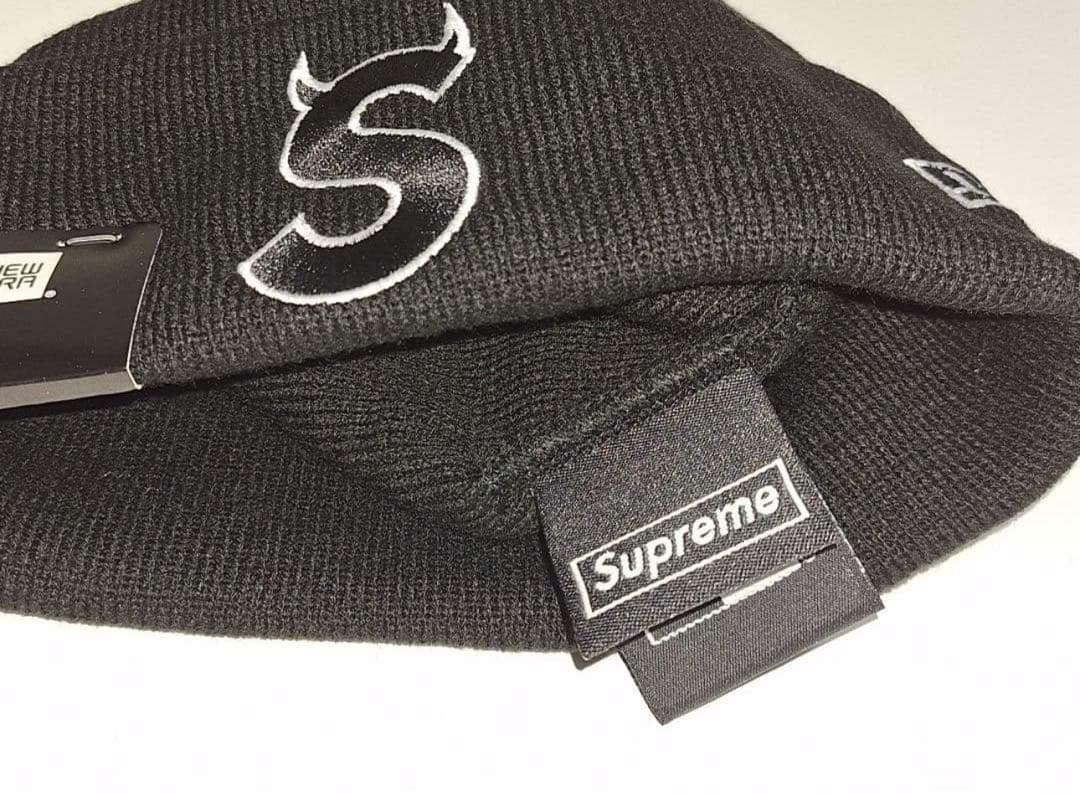 【新品・未着用】Supreme × New Era　S Logo　ツノ　ビーニー