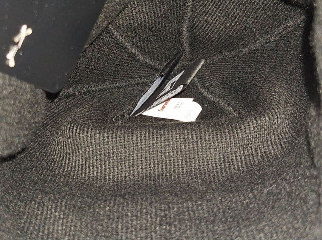 【新品・未着用】Supreme × New Era　S Logo　ツノ　ビーニー