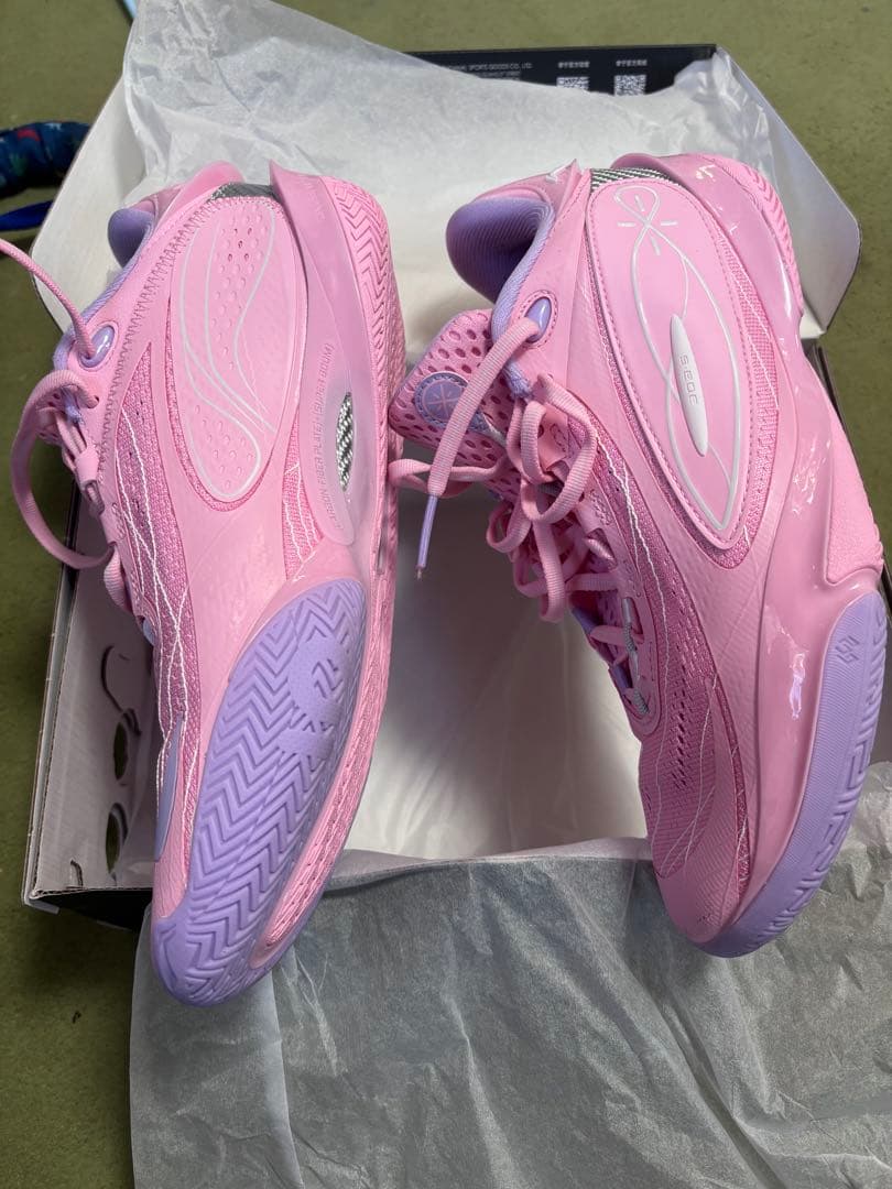 Wade 808 5 Ultra 桜 ピンク バスケットボールシューズ