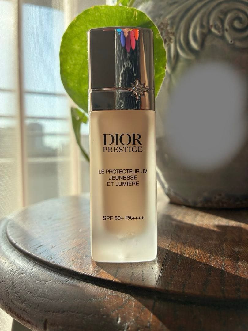 ディオール プレステージ ホワイト ル プロテクター UV ルミエールBB 00
