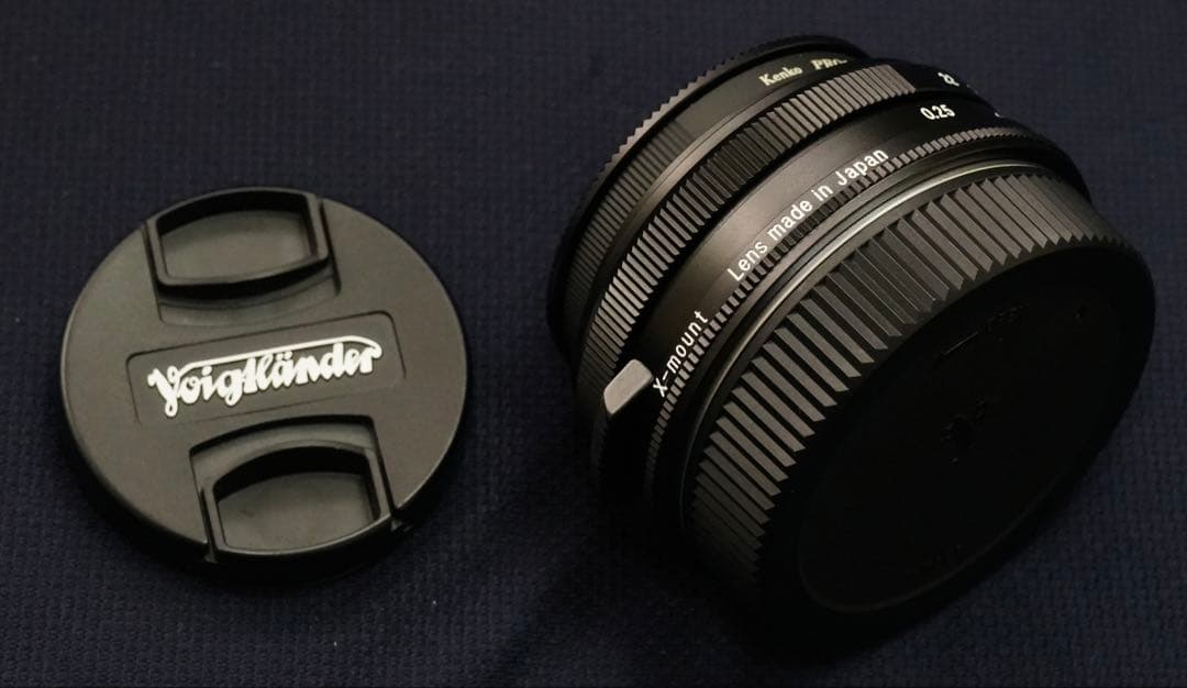 Voigtlander ULTRON 27mm F2 X-mount ブラック