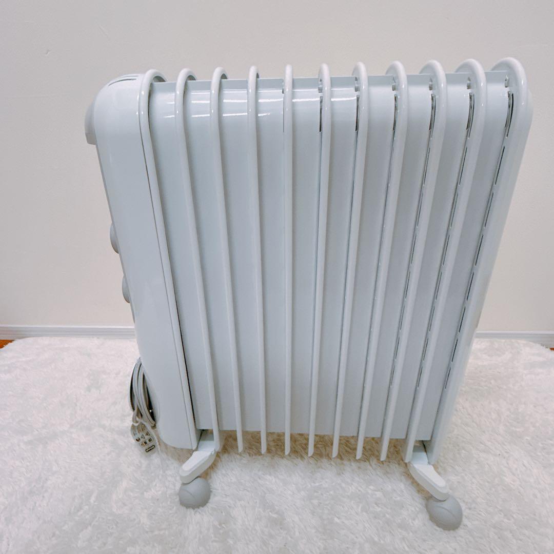 【美品】デロンギ オイルヒーター ライトグレー RHJ45M1115 LG