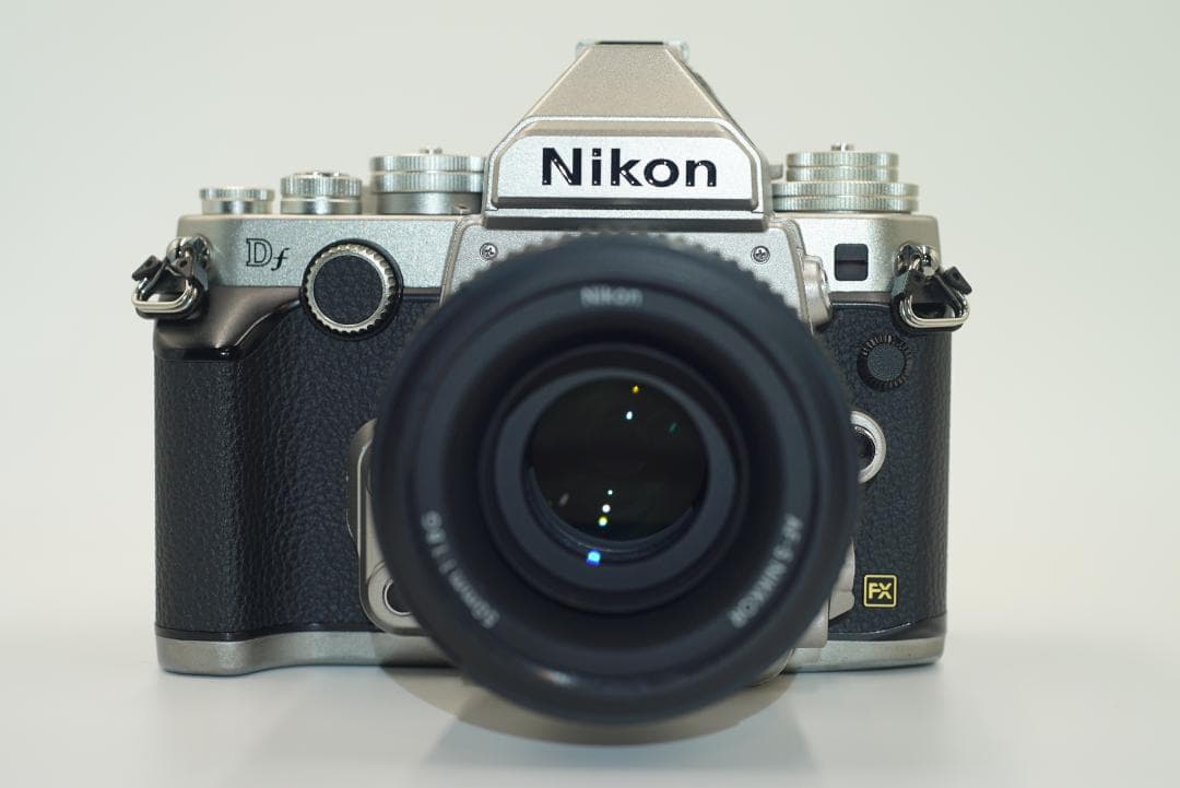 Nikon DF Special Edition シルバー　レンズ付