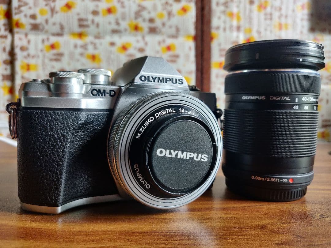 オリンパス omd-em10 mark3 レンズ2本
