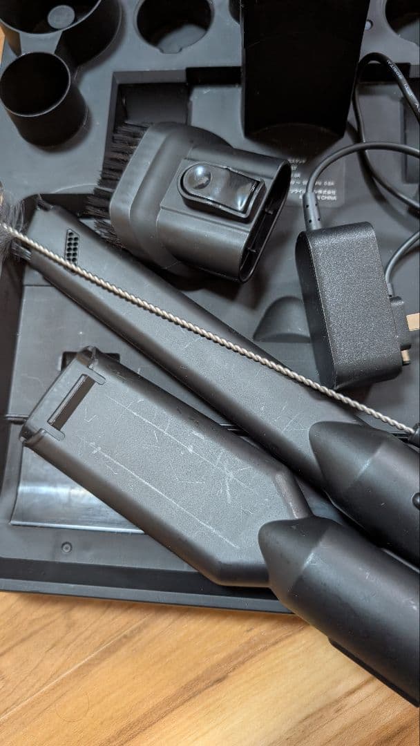 拭掃除&吸入&自動清浄 高機能スティッククリーナー本体(定価8万円)