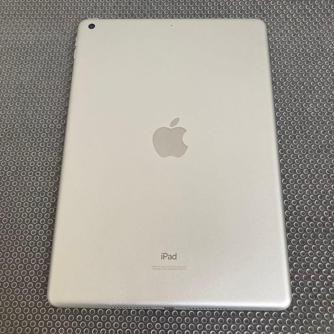 335【早い者勝ち】iPad8 第8世代 128GB WIFIモデル☆