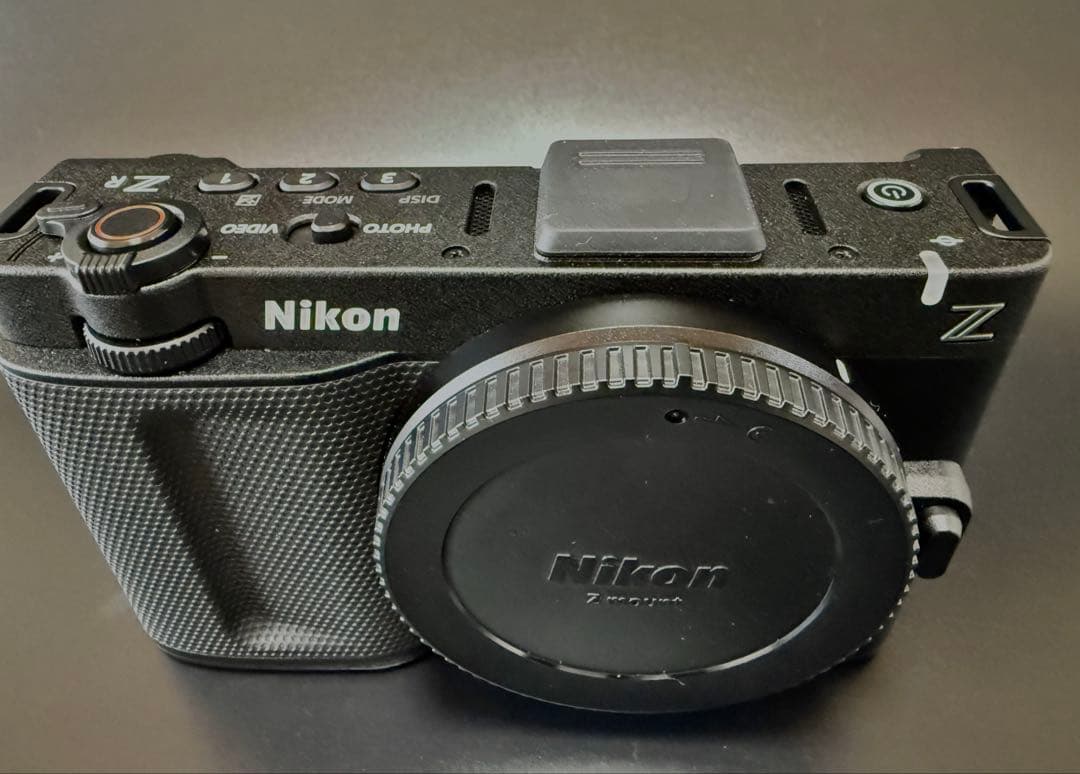 ◇新品同様◇Nikon ZR 本体 おまけ有り