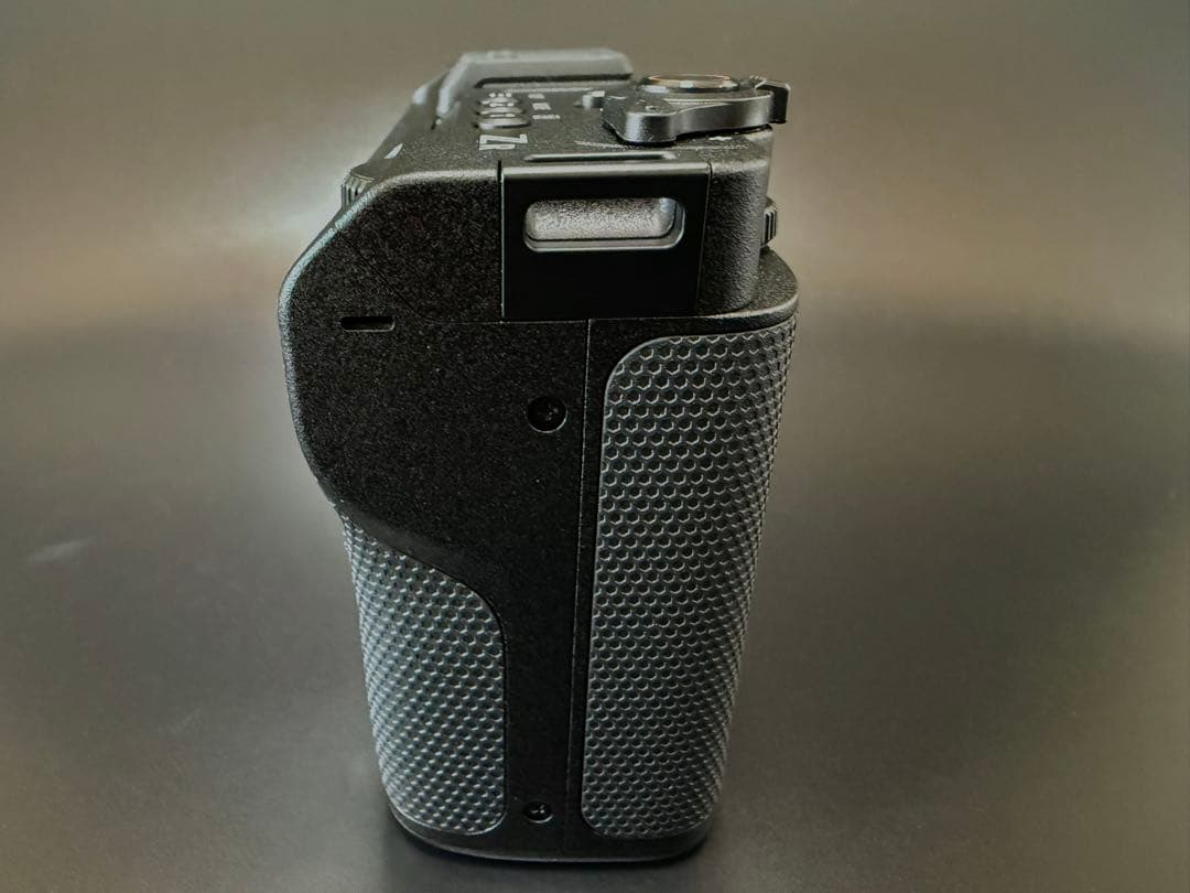 ◇新品同様◇Nikon ZR 本体 おまけ有り