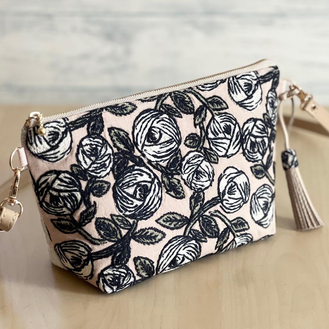 オーダー　ミナペルホネン rosyとsmile flowerショルダーバッグ