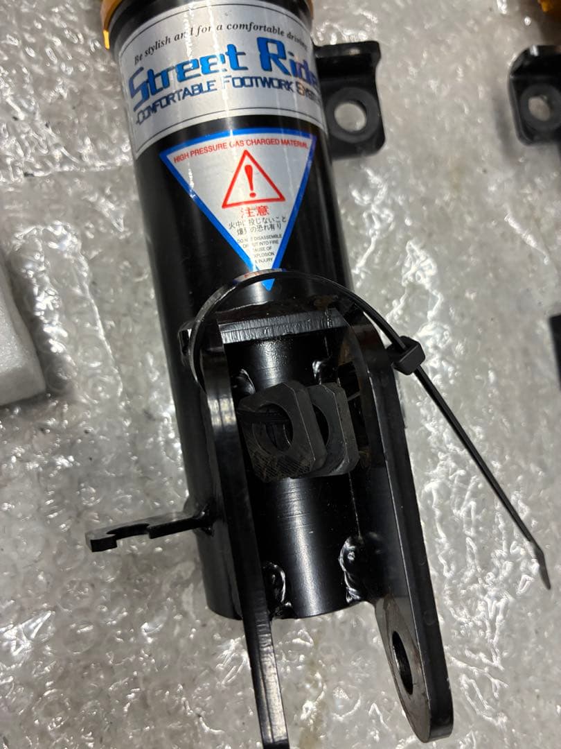 SR-S411-B サスペンションキット DA17W/DA17Vエブリィ 車高調