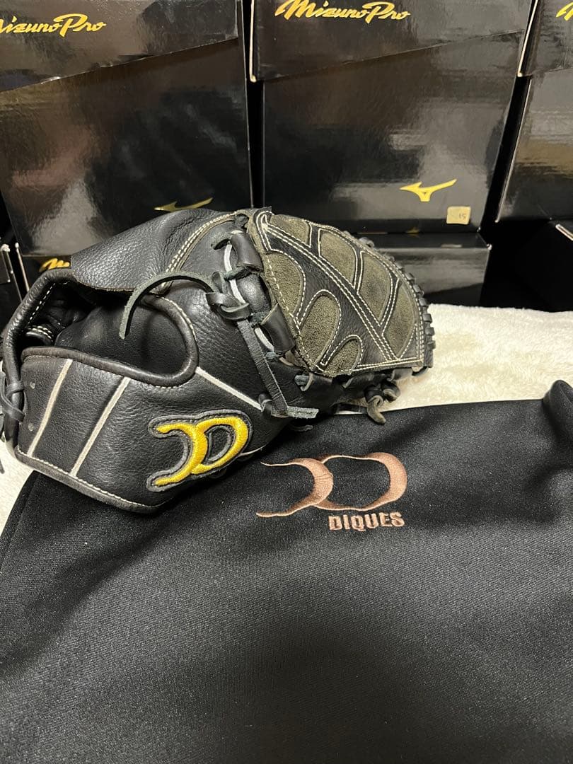 DIQUES ディキュエス　硬式　投手用　野球　グローブ