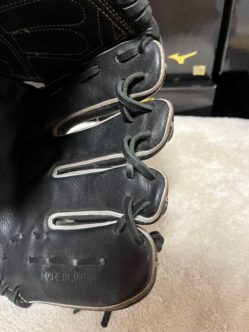 DIQUES ディキュエス　硬式　投手用　野球　グローブ