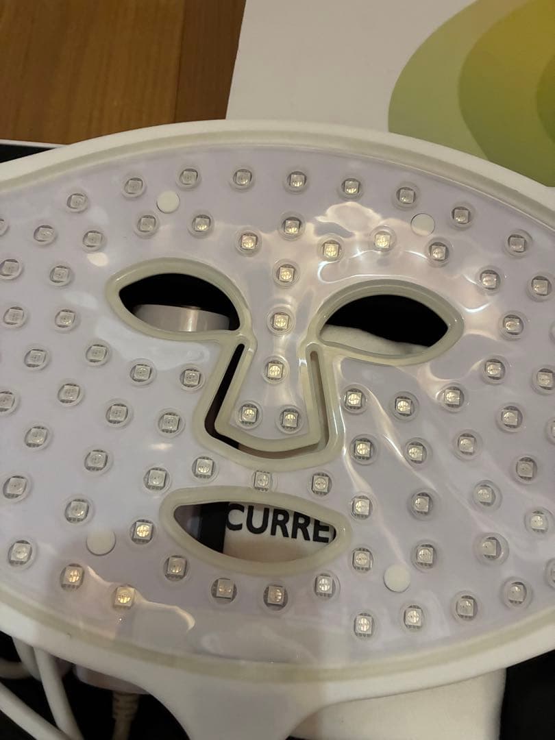 CURRENTBODY SKIN LED 4イン1 マスク