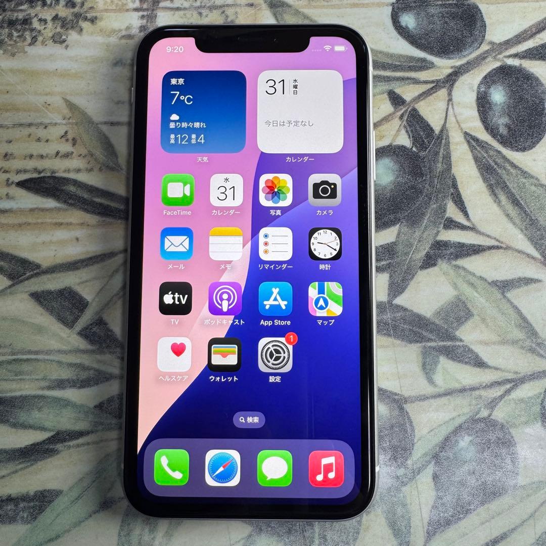 iPhone XR ホワイト64 GB SIMロック解除済み