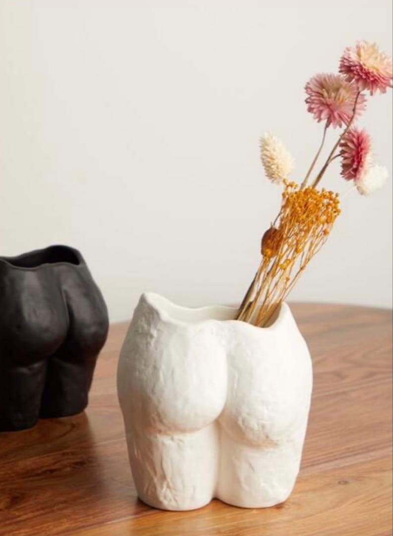 ⭕️ Anissa Kermiche ホワイト陶器 花瓶 小物入れ 女体 正規品