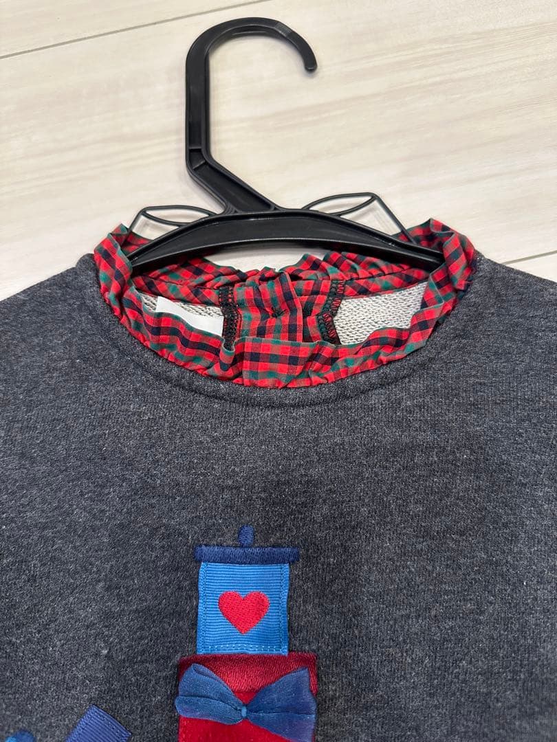 完売　美品　familiar テリア　トレーナー　100