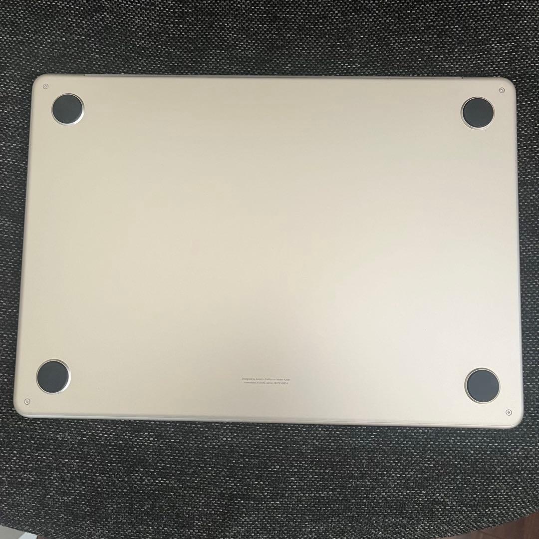 【 美品 】 MacBook Air M2 スターライト8GB 256GB