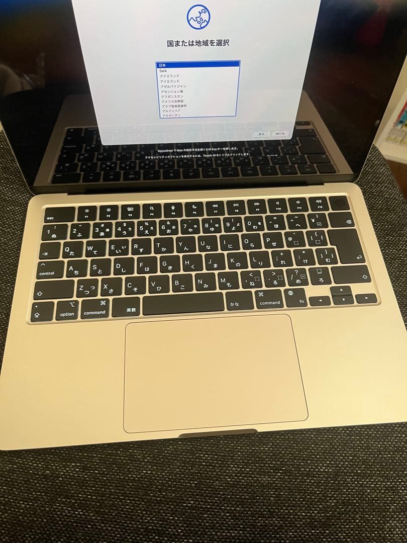 【 美品 】 MacBook Air M2 スターライト8GB 256GB
