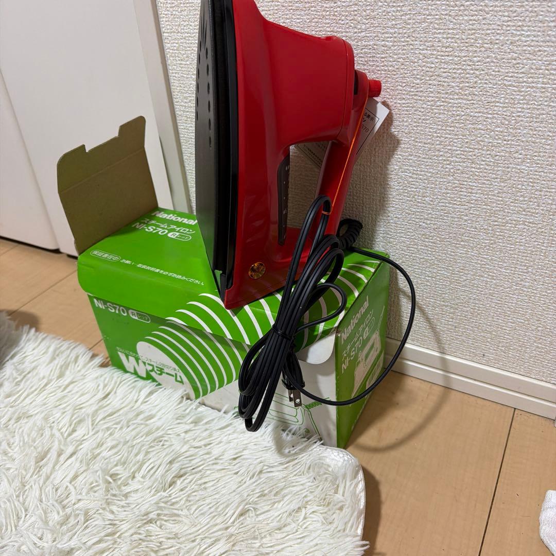 年代物のアイロンです。