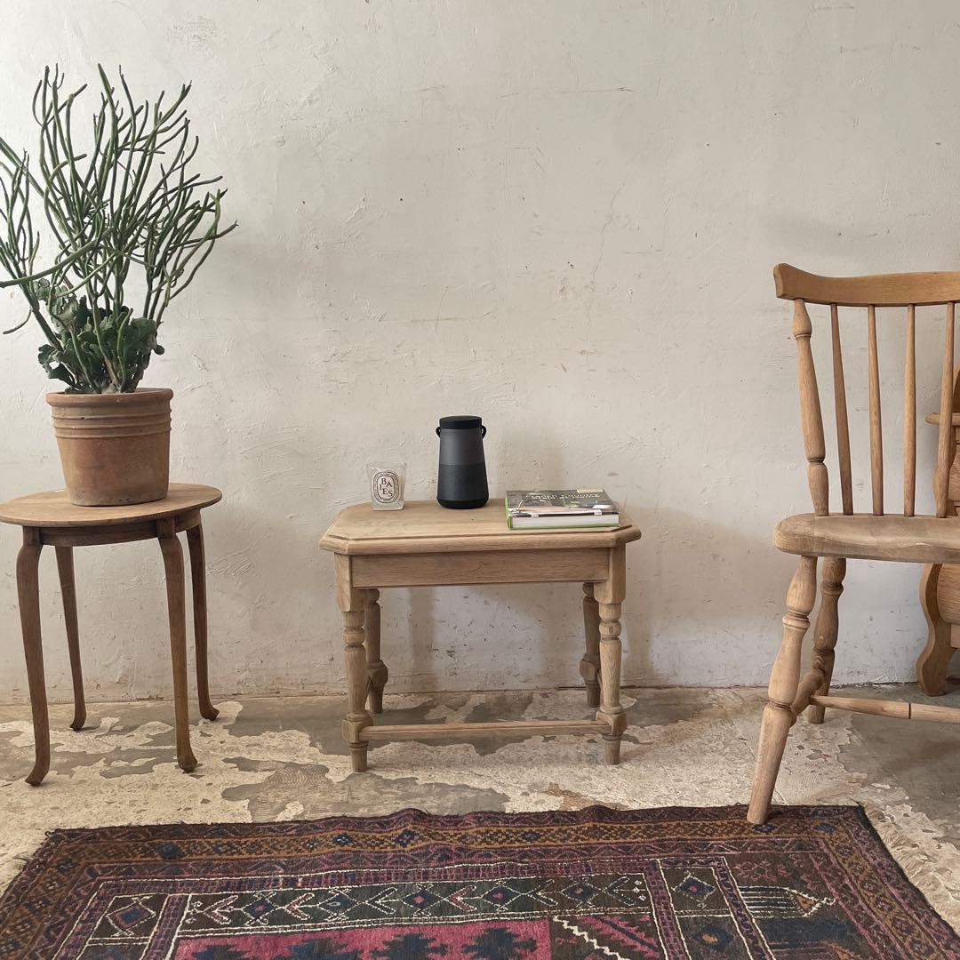 年末・年始SALE ビンテージ　サイドテーブル ベッドサイドテーブル　大　剥離