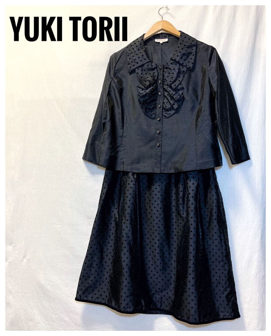 ミカエラ 様　YUKI TORII ⭐️⭐️上下セット　パール風ネックレス付き