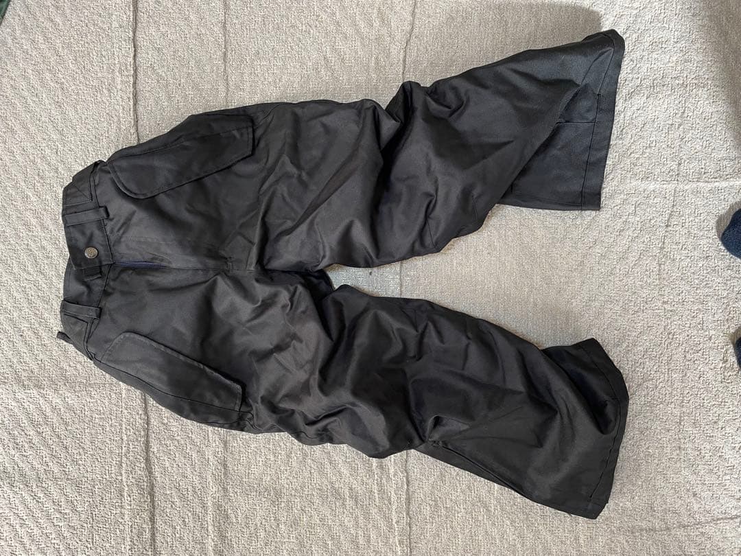 PONTAPES 迷彩 子供用スキー　スノボウェア 130cm