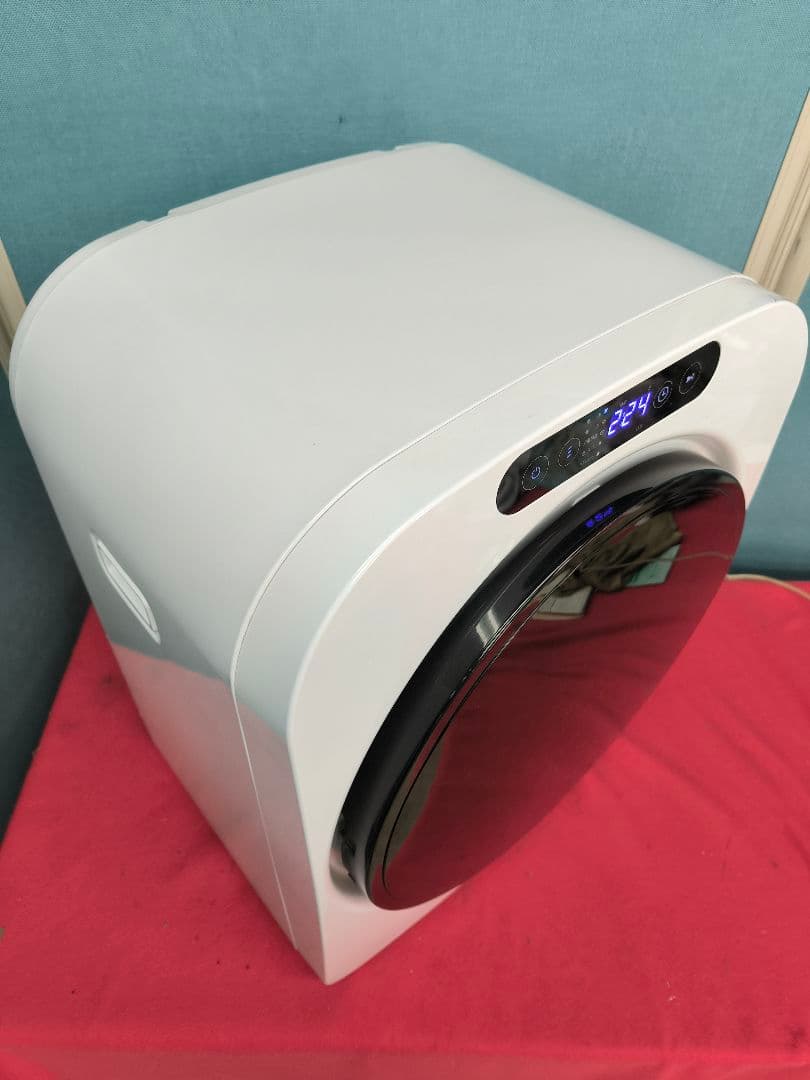 2023年製美品コンパクト電気衣類乾燥機3.0kg 　ILD-321UWB-JP