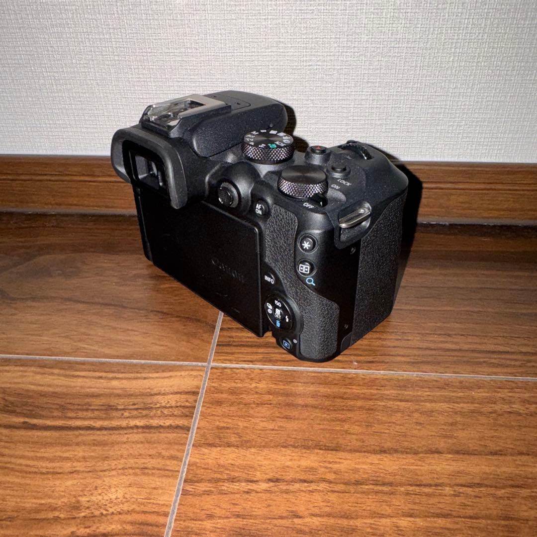 EOS R10 18-45mm f4.5-6.3 レンズキット