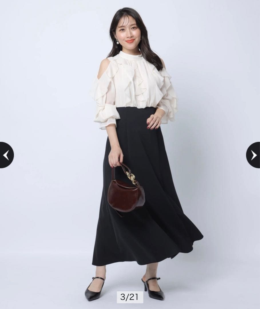 アプワイザーリッシェ　ショルダーフリルドッキングワンピース　新作　美品