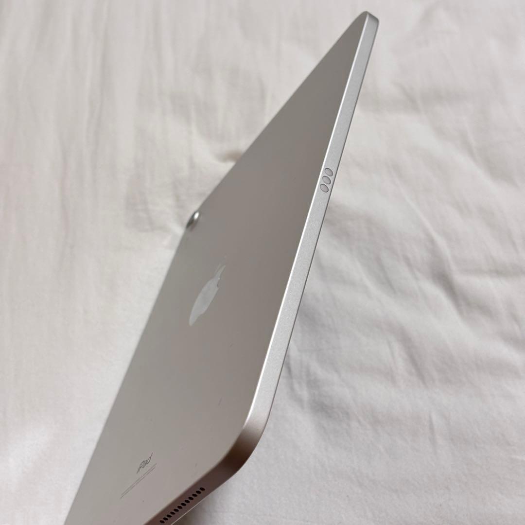 iPad 第10世代 Wi-Fiモデル 64GB シルバー 動作確認済み