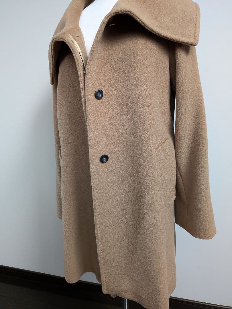 マックスマーラ ヴァージンウール コート女優襟 42 新品同様