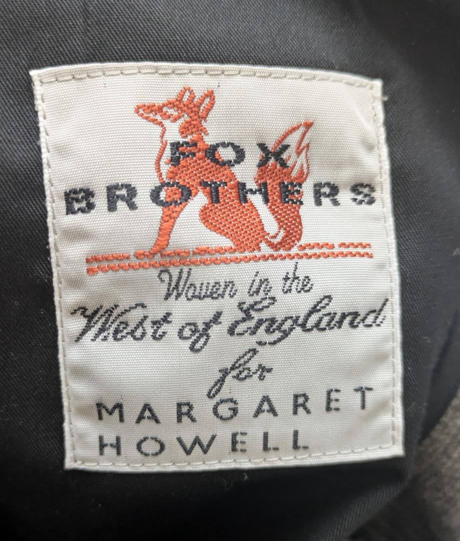 美品　MARGARET HOWELL FOX BROTHERS生地スラックス L