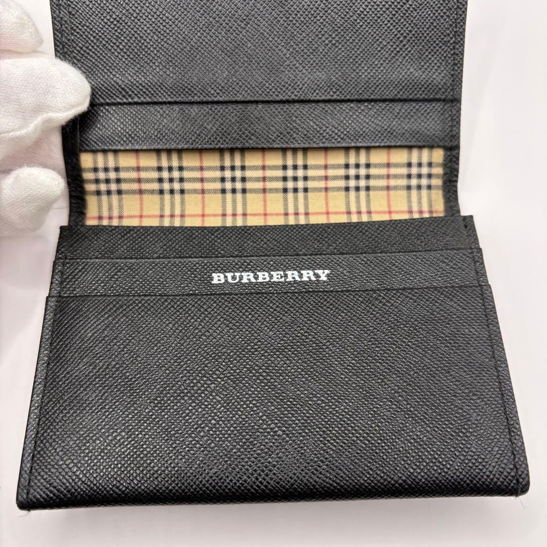 【美品】BURBERRY　名刺入れ　カードケース　ブラック　型押し　ノバチェック