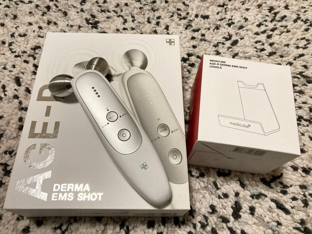 メディキューブ　AGE-R DARMA EMS SHOT