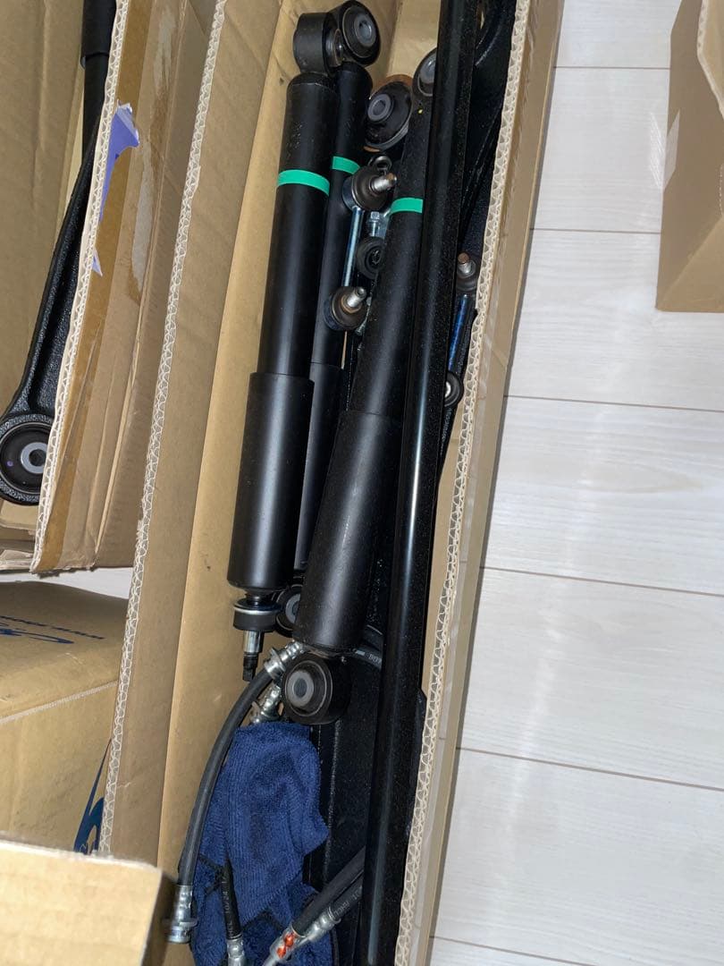 送料込み！　引き取り歓迎　ジムニーシエラ　新車外し　足回り一式　純正