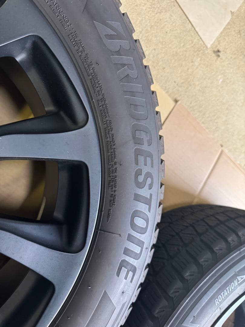 わー①ハリアー 80系BLIZZAK DM-V3 225/60R18