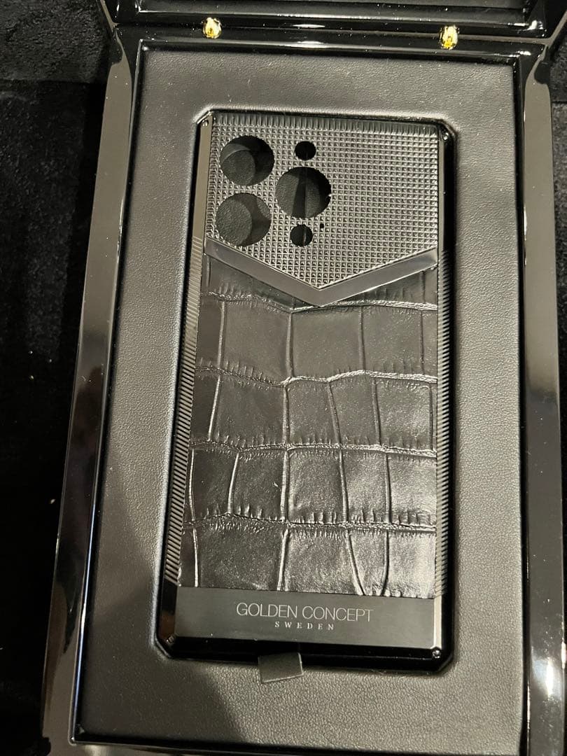 ゴールデンコンセプトiPhone13pro CLS - Black