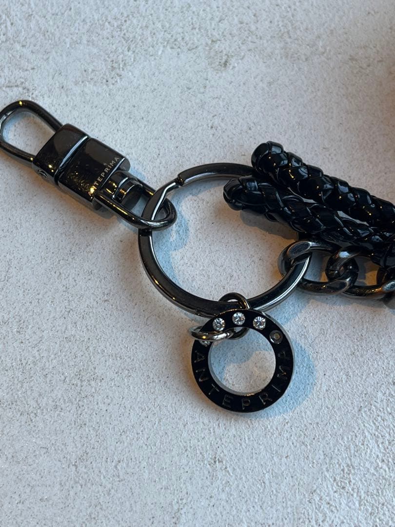 【極美品】ANTEPRIMA 黒 リボン編み ハンドバッグ　フラワーチャーム付き