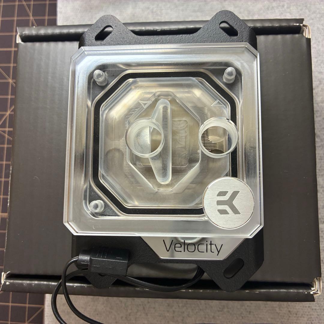 EK Quantum Velocity CPUウォーターブロック
