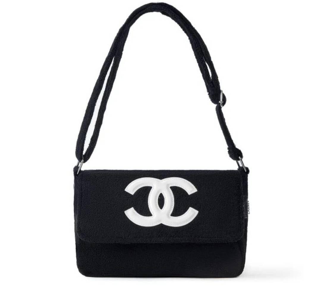シャネル ショルダーバッグ ホワイト ノベルティ