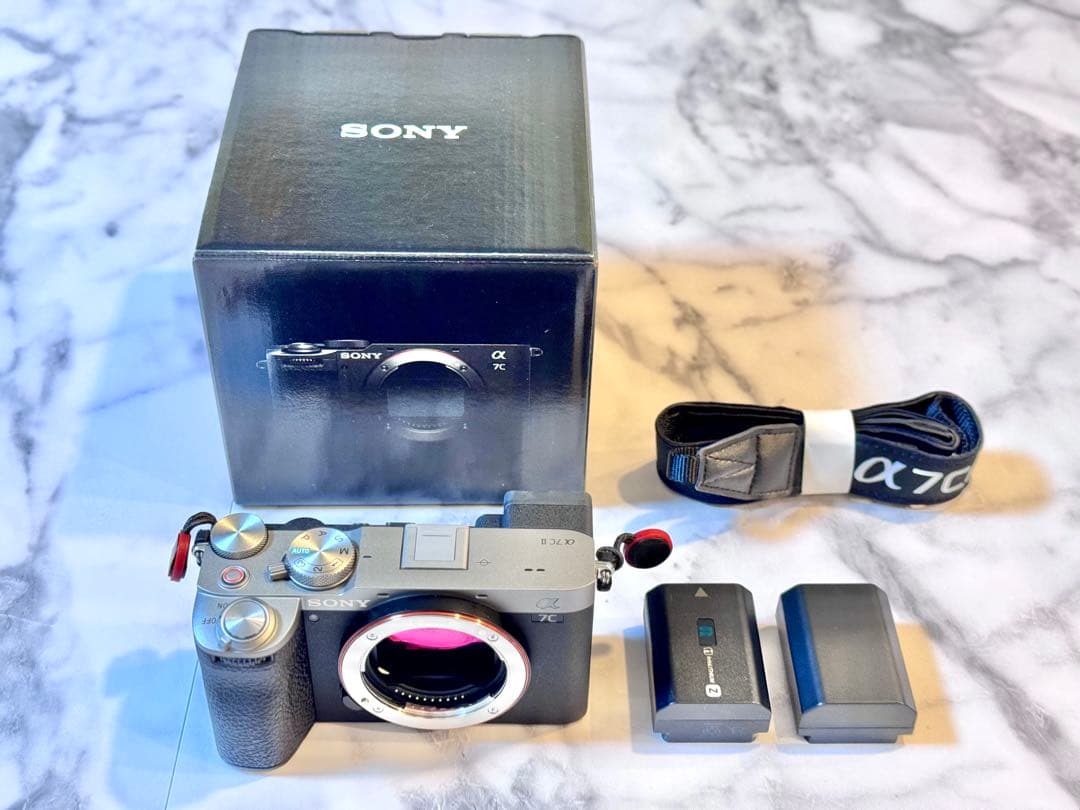【SONY】ソニー α7CIIミラーレス一眼 ボディのみ 極美品 おまけ付き