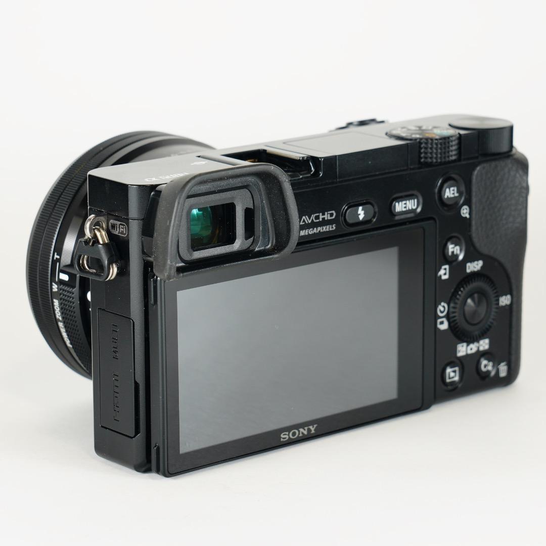 【レザーケース付】SONY ミラーレス α6000 ILCE-6000L 黒