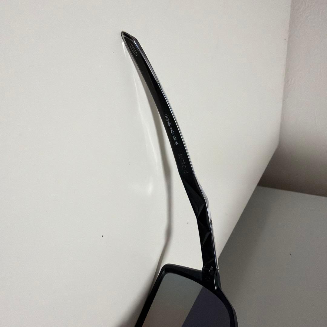 オークリー　サングラス　スートロ